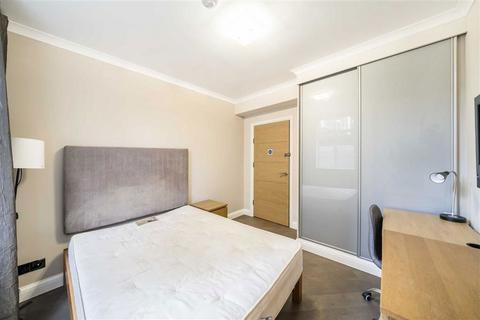 3 bedroom flat to rent, Montagu Square, London W1H