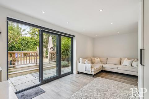 4 bedroom semi-detached house for sale, Church Walk, Burnham