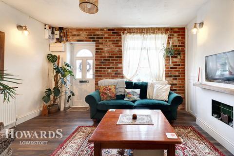 2 bedroom end of terrace house for sale, Somerleyton Road, Lowestoft
