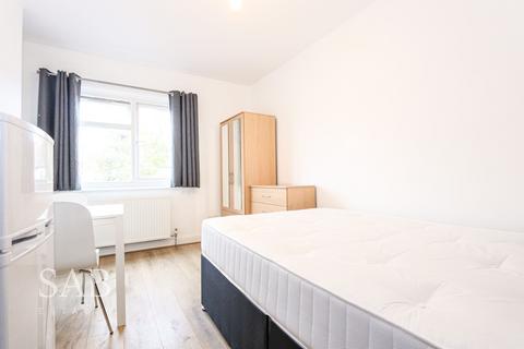 undefined, Northcote Avenue, Southall, UB1