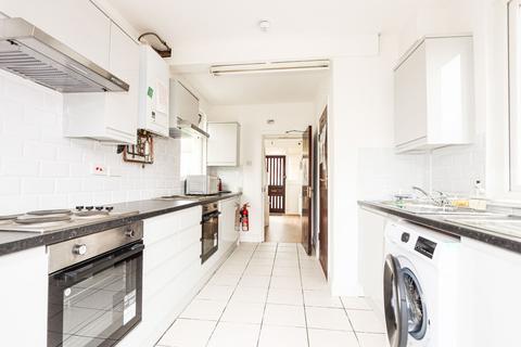 undefined, Northcote Avenue, Southall, UB1