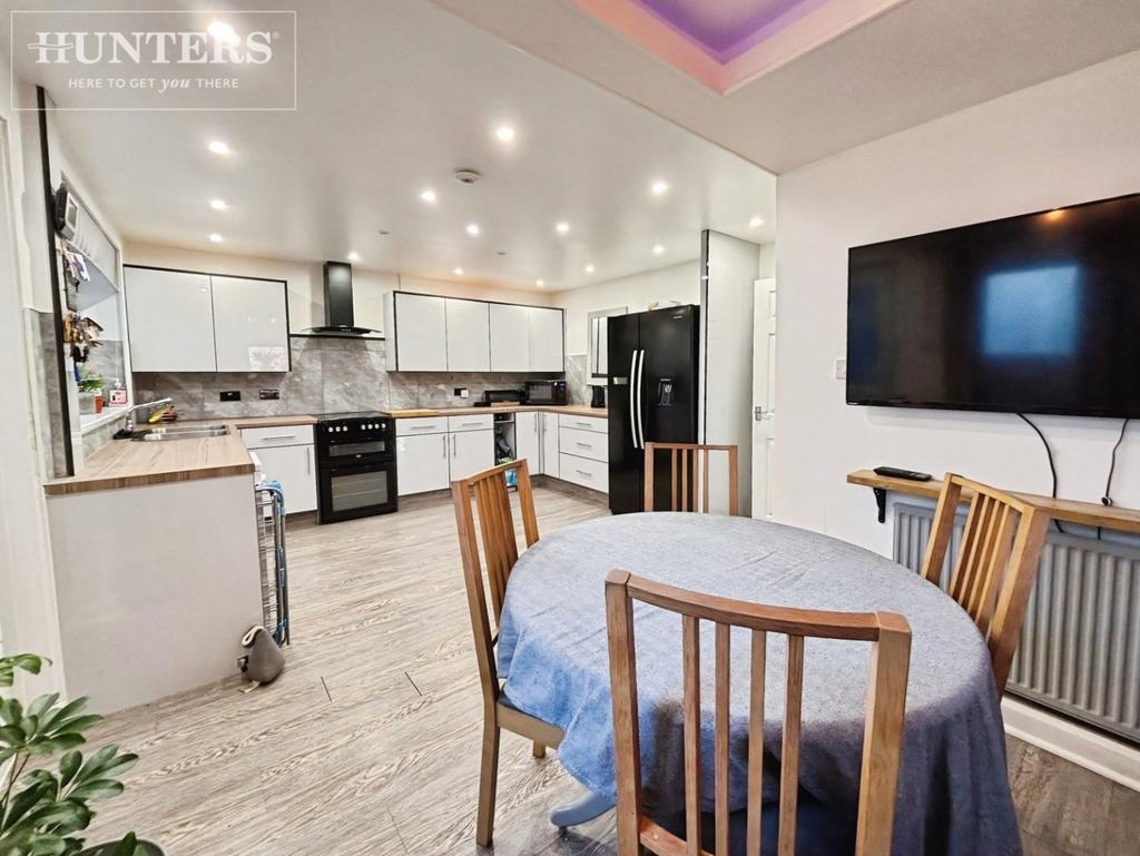 Pbox-kitchen-338400.jpeg