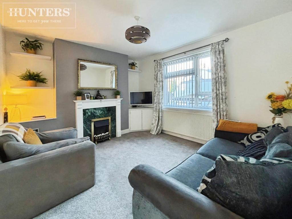 Pbox-living room-338400.jpeg