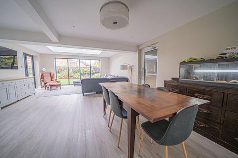 5 bedroom detached house for sale, Glendon Way, Dorridge, B93