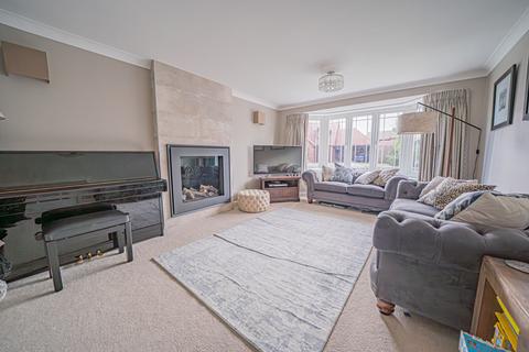 5 bedroom detached house for sale, Glendon Way, Dorridge, B93