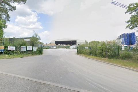 Land to rent, Deans Copse Road Theale RG7 4GZ