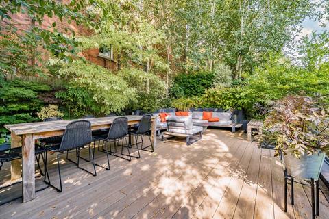 6 bedroom semi-detached house for sale, Arkwright Road, London NW3