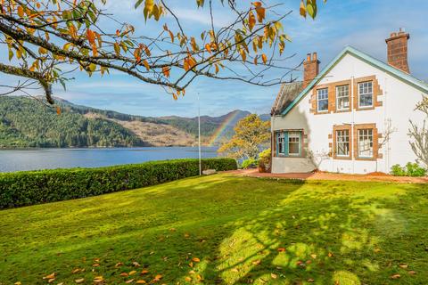 undefined, Inverallt, Portincaple, Helensburgh, G84 0EU