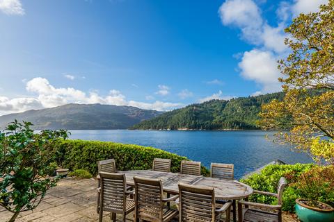 undefined, Inverallt, Portincaple, Helensburgh, G84 0EU