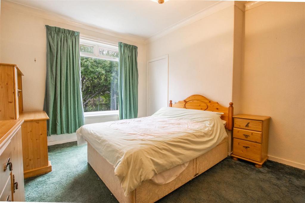 Bedroom.two.jpg