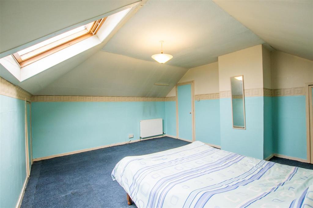 Loft.bedroom.jpg