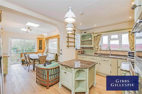 3 bedroom detached house for sale, York Road, Northwood