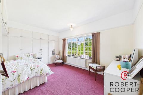 undefined, North Way, Pinner, HA5