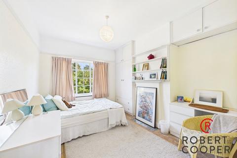 undefined, North Way, Pinner, HA5
