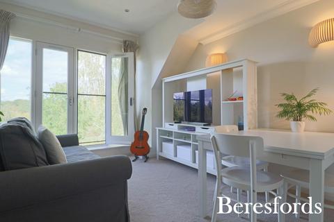 2 bedroom apartment for sale, Cornsland Close, Upminster, RM14