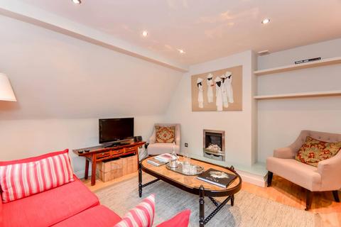 2 bedroom flat for sale, Kensington High Street, Kensington, London, W8