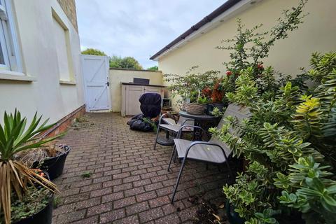 undefined, Woodlands, Woburn Sands MK17