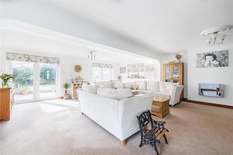 61 Catchpole Close, Kessingland, Lowestoft, NR33 7TL