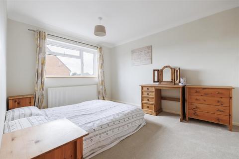 61 Catchpole Close, Kessingland, Lowestoft, NR33 7TL