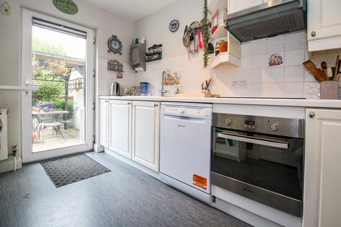 2 bedroom property for sale, La Couture, St Peter Port, Guernsey, GY1