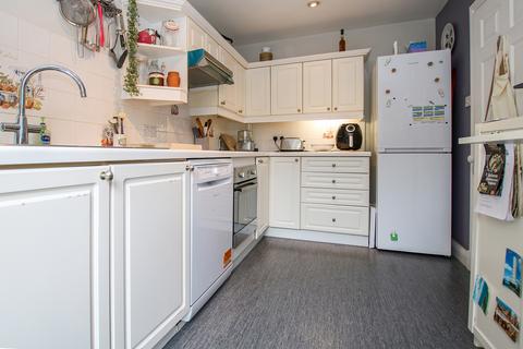 2 bedroom property for sale, La Couture, St Peter Port, Guernsey, GY1