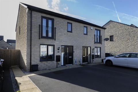 3 bedroom semi-detached house for sale, Smithy Close, Huddersfield HD3