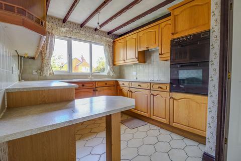 4 bedroom detached house for sale, Pretoria Road, Kirby Muxloe, LE9
