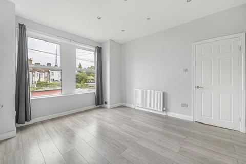 3 bedroom maisonette for sale, Hythe Road, Thornton Heath, CR7