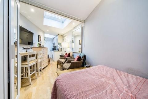 undefined, Lovett's Place, London SW18