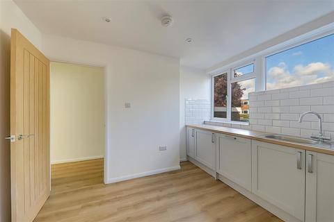 80 Castle Road, Worthing, BN13 1DQ