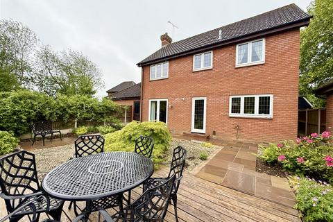 4 bedroom detached house for sale, Beaumont Gardens, Hutton, Brentwood