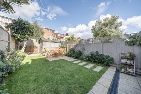 71 Hessel Road, London, W13 9EU