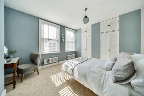 71 Hessel Road, London, W13 9EU