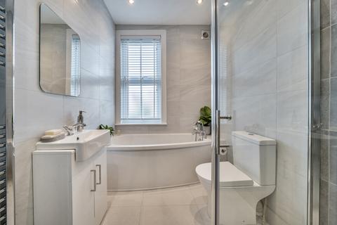 71 Hessel Road, London, W13 9EU