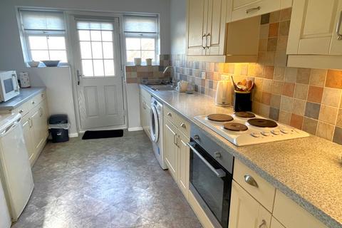 4 bedroom detached bungalow for sale, Mountfield, Hythe