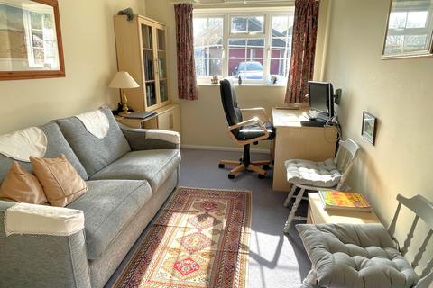 4 bedroom detached bungalow for sale, Mountfield, Hythe