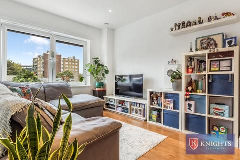1 bedroom apartment for sale, High Road, London, N17