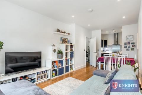 1 bedroom apartment for sale, High Road, London, N17