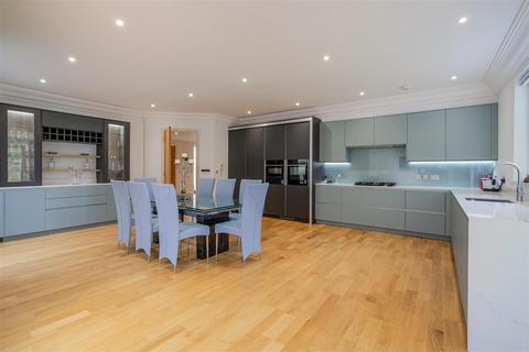 5 bedroom detached house for sale, Dry Arch Road, Sunningdale