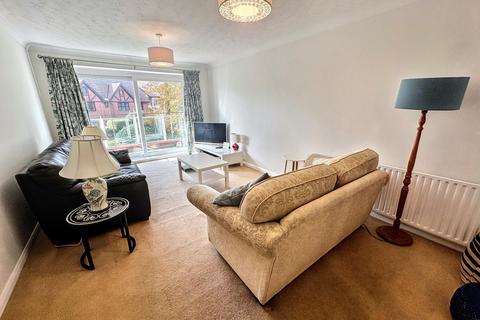 2 bedroom flat for sale, Southbourne