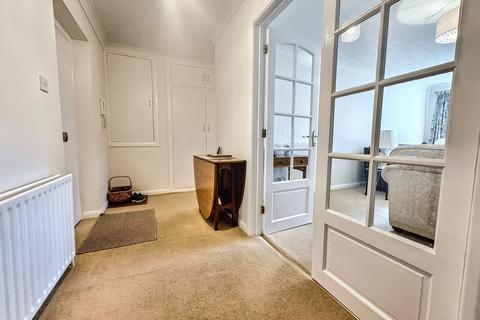 2 bedroom flat for sale, Southbourne