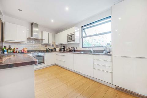 undefined, Wapping Wall, London E1W