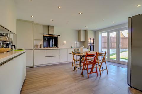 4 bedroom detached house for sale, Cassley Crescent, Lubbesthorpe, LE19
