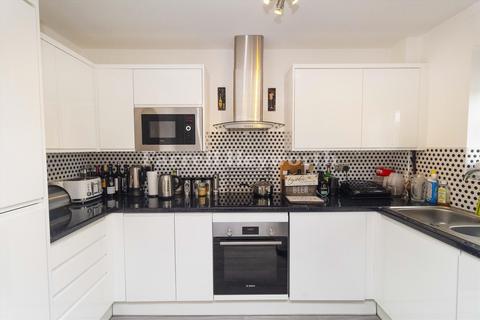 2 bedroom flat for sale, Fairhaven Road, Lytham St. Annes FY8