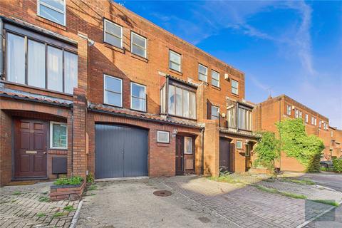 undefined, Challoner Court, Bristol BS1