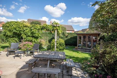 5 bedroom detached house for sale, Fismes Way, Wem SY4