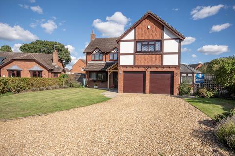 5 bedroom detached house for sale, Fismes Way, Wem SY4