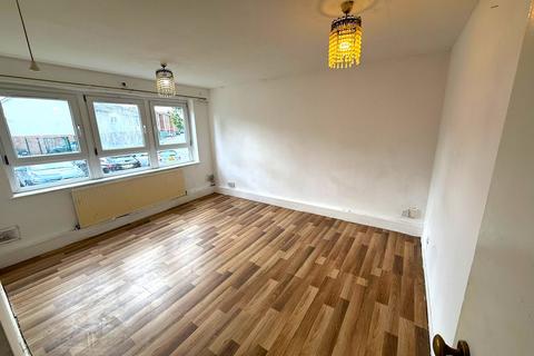 undefined, Thornhill Gardens, Barking IG11