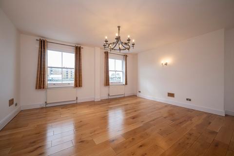 3 bedroom apartment to rent, Claverton Street, London, SW1V