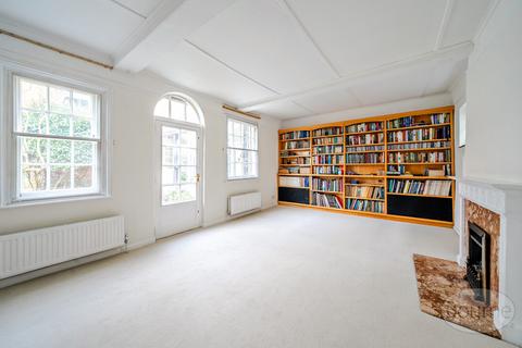3 bedroom semi-detached house for sale, Castle Street, Farnham, Surrey, GU9